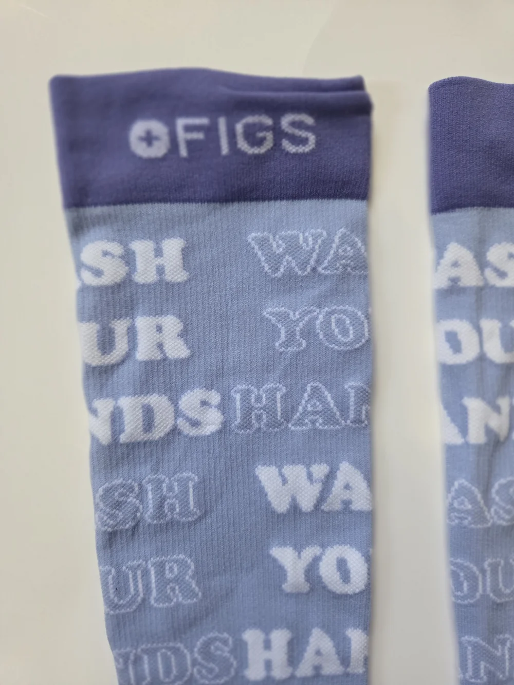 FIGS Women’s 'Wash Your Hands' Light Blue & Dark Blue Size Large